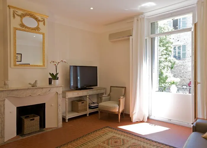 Apartament 15 Cours Massena Antibes