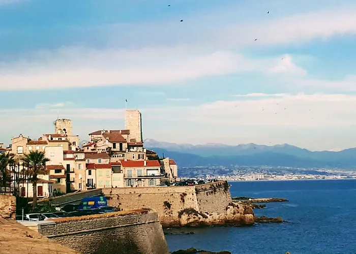 15 Cours Massena * Antibes